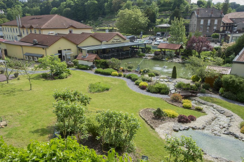 Hotel Aster Restaurant Aux Arcades Briey Esterno foto